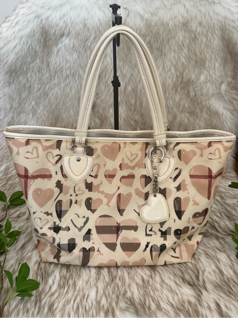 Vintage Burberry Painted Heart Supernova Check Nickie Large Tote Bag